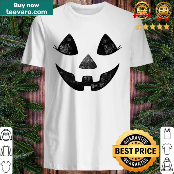 Cute jack-o'-lantern graphic with eyelashes for Halloween