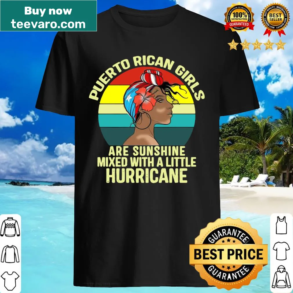Christmas t-shirt with a cheerful parrot graphic