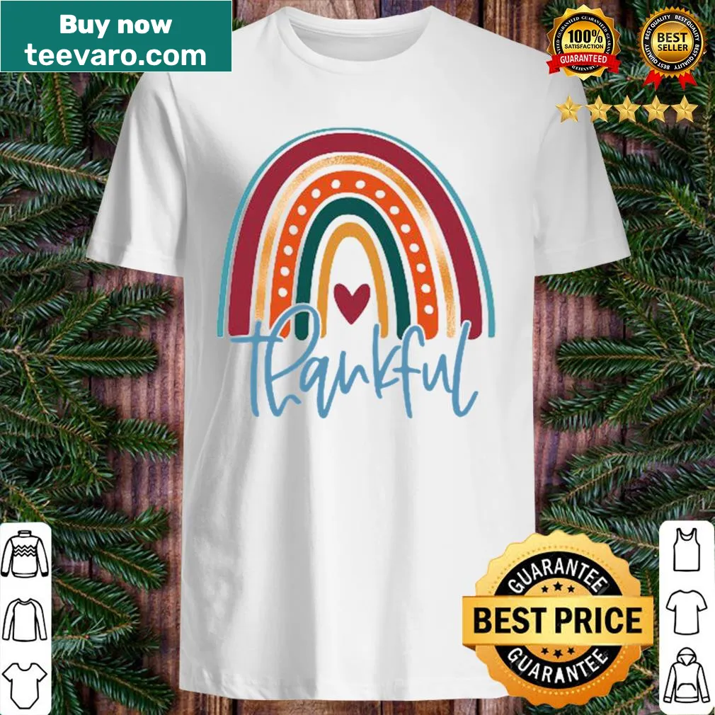 Women’s sweatshirt with a Thankful graphic and rainbow design for fall.