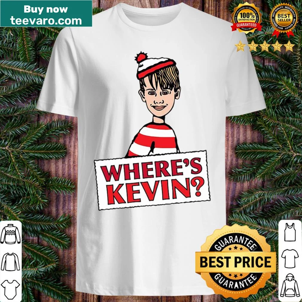 Nostalgic Christmas-themed illustration on t-shirt