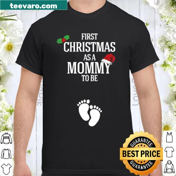 Pregnancy announcement shirt for first Christmas moms
