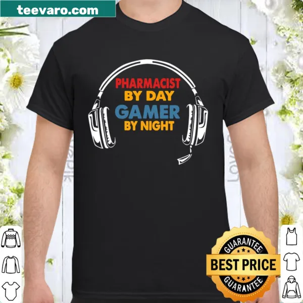 Shirt for pharmacists who game, featuring a fun slogan about dual life.