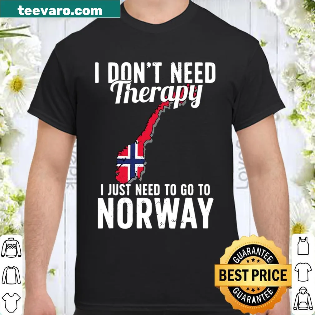 Shirt featuring Norwegian flag and travel message