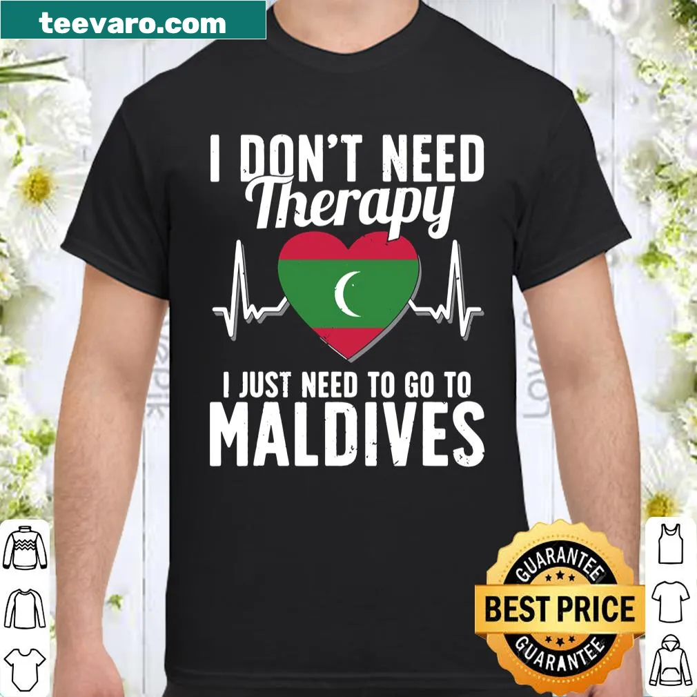 Maldivian flag T-shirt for travel enthusiasts