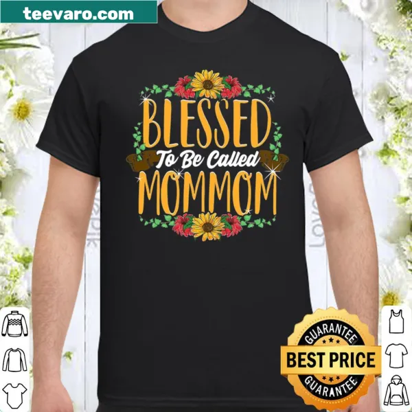 Cute shirt for grandmothers saying 'Blessed To Be Called Mommom'.