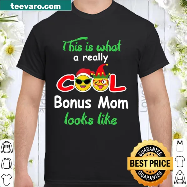 Heartwarming t-shirt for bonus moms celebrating Christmas