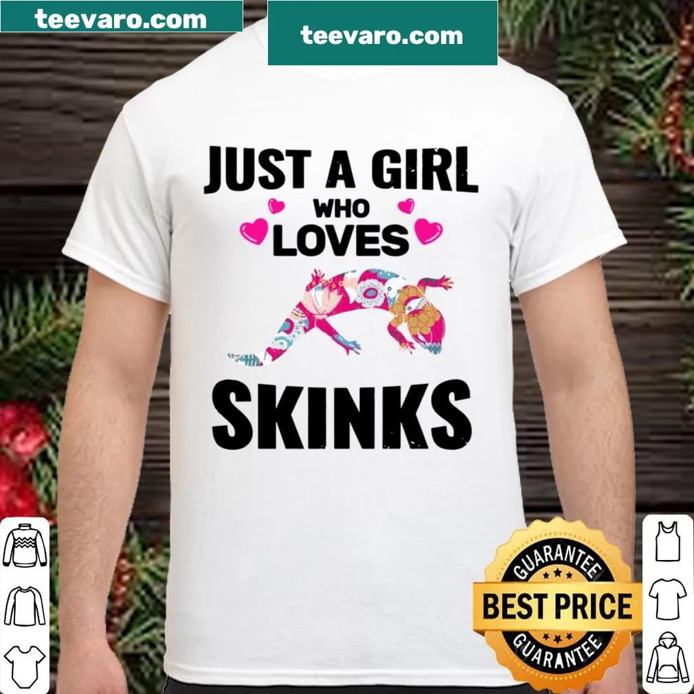 Illustration of a skink celebrating on a shirt