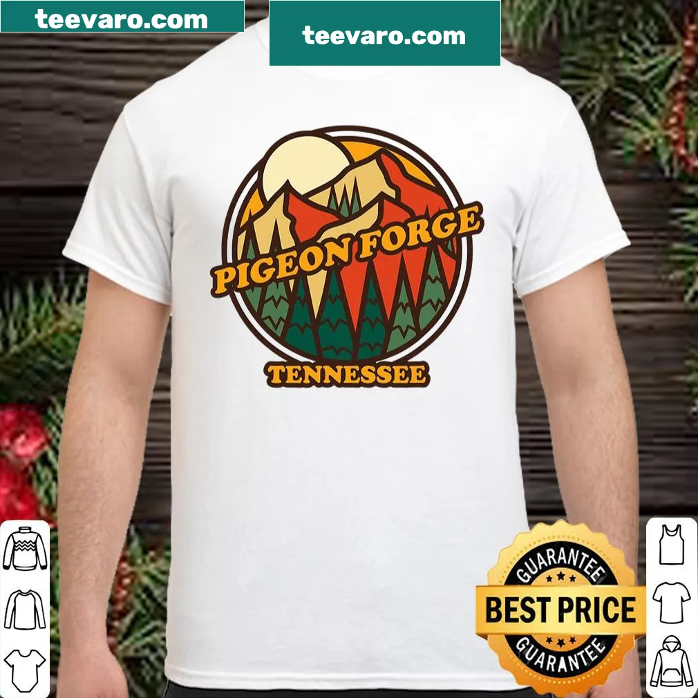 Vintage Pigeon Forge hiking souvenir shirt