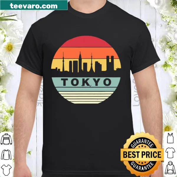 Silhouette graphic T-shirt featuring Tokyo skyline landmarks