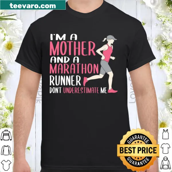 Proud shirt for mothers who are marathon runners