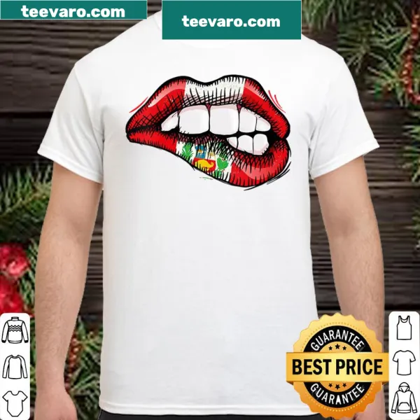 V-neck shirt with graphic of biting lips featuring the Peru flag