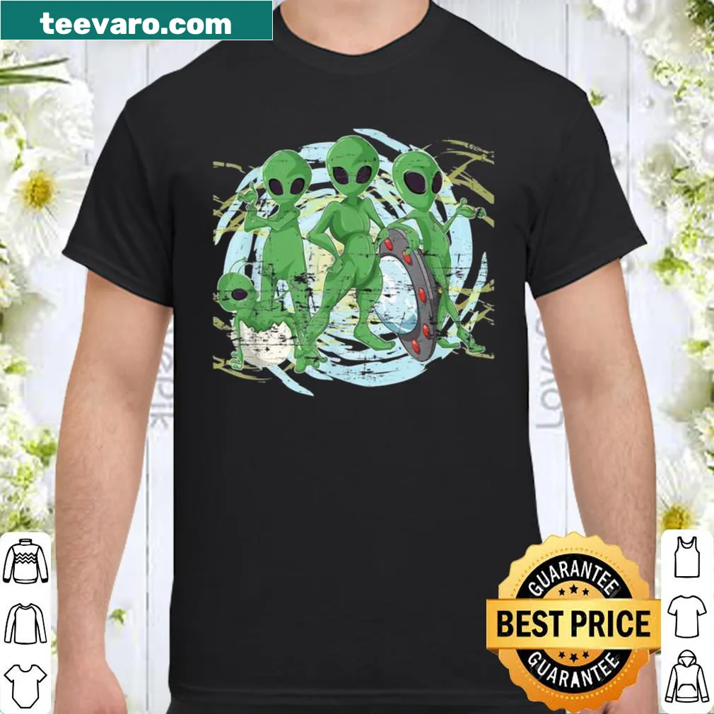 Cute shirt featuring playful aliens and UFO designs