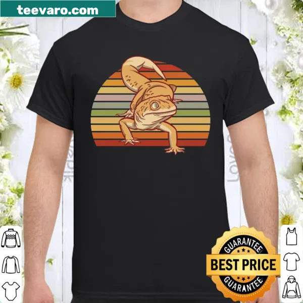 Retro reptile-themed shirt with gecko and salamander design