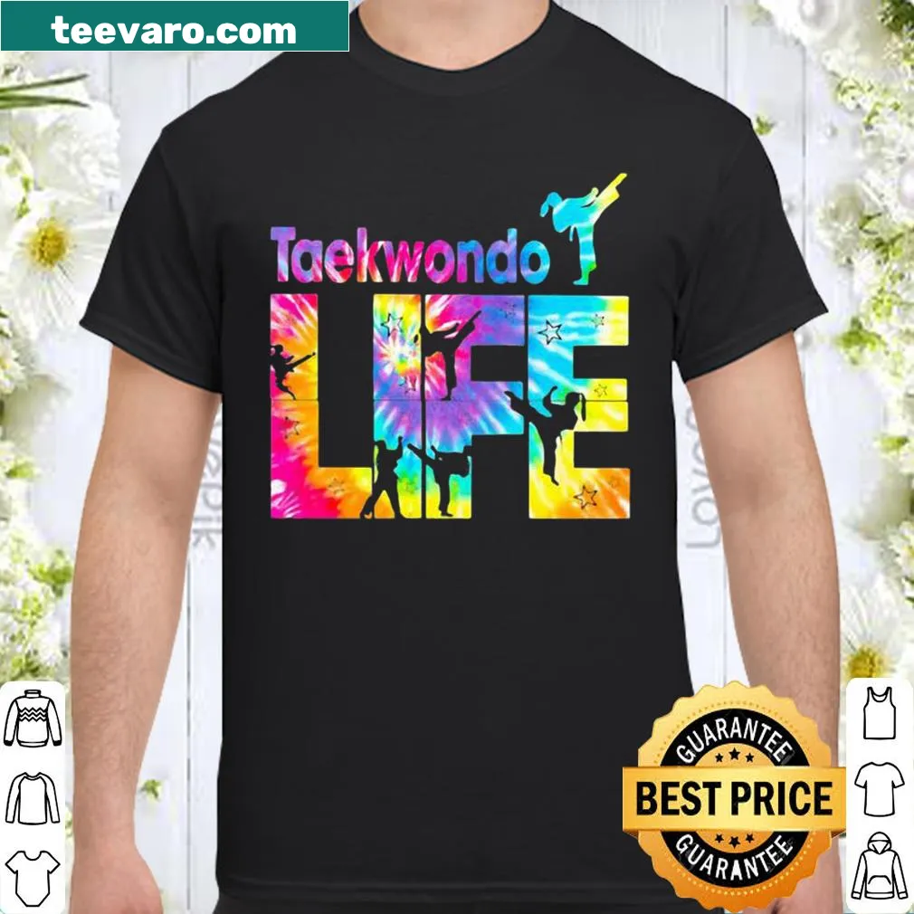 Shirt with 'Teakwondo Life' text for martial arts fans