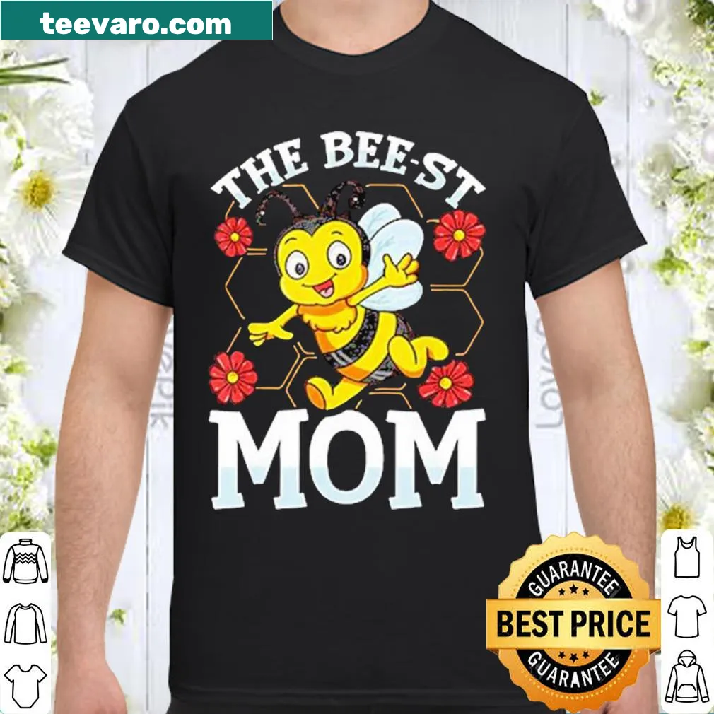 Heartfelt typography shirt for moms reading 'The Bee-st Mom'