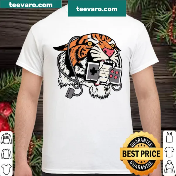 Retro gaming shirt with tiger and video-game controller design
