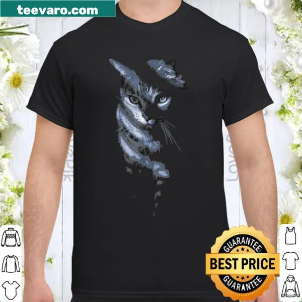 Illustrative shirt featuring a grey cat with shadowed details, perfect for cat lovers.