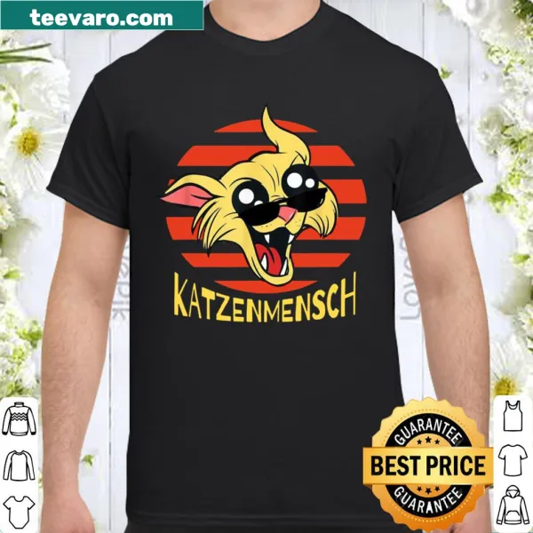 Illustrated shirt with a stylish cat wearing sunglasses on vacation.