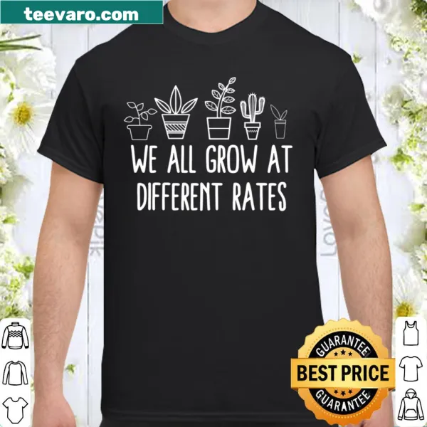 T-shirt for Dog Moms featuring the phrase Dog Mom