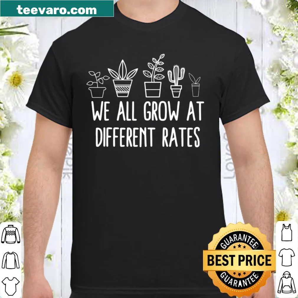 T-shirt for Dog Moms featuring the phrase Dog Mom