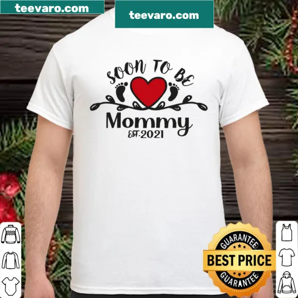 Sentimental shirt for expectant mothers with 'Soon to be Mommy' design