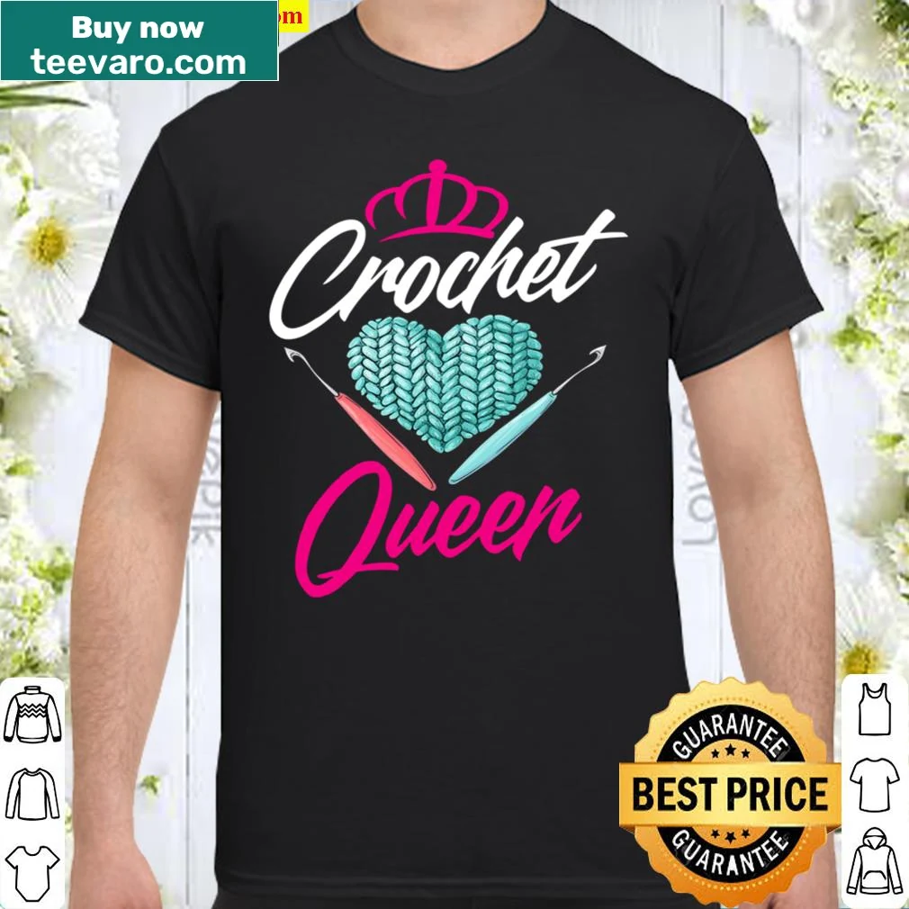 Cute shirt with the phrase 'Crochet Queen' for crochet lovers.