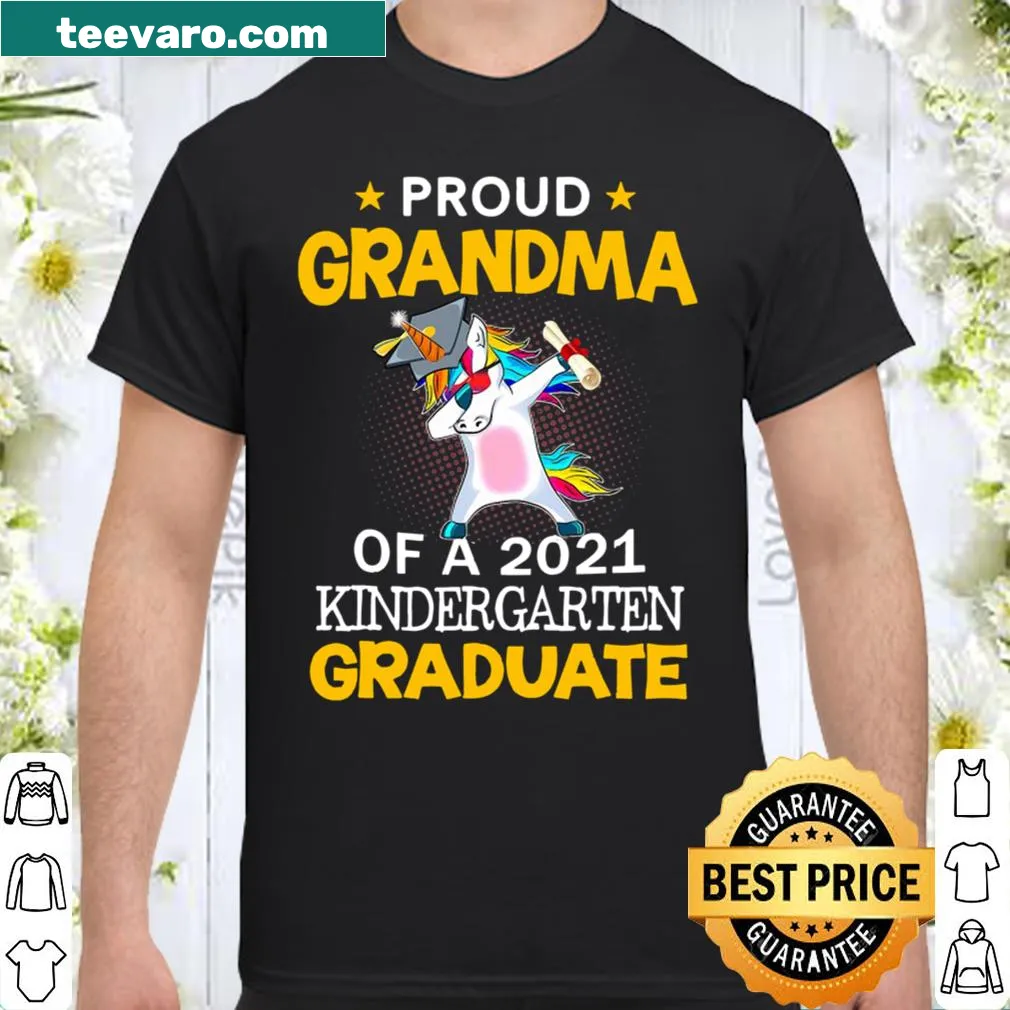 Playful dabbing unicorn graphic on a shirt for proud mamas of kindergarten grads