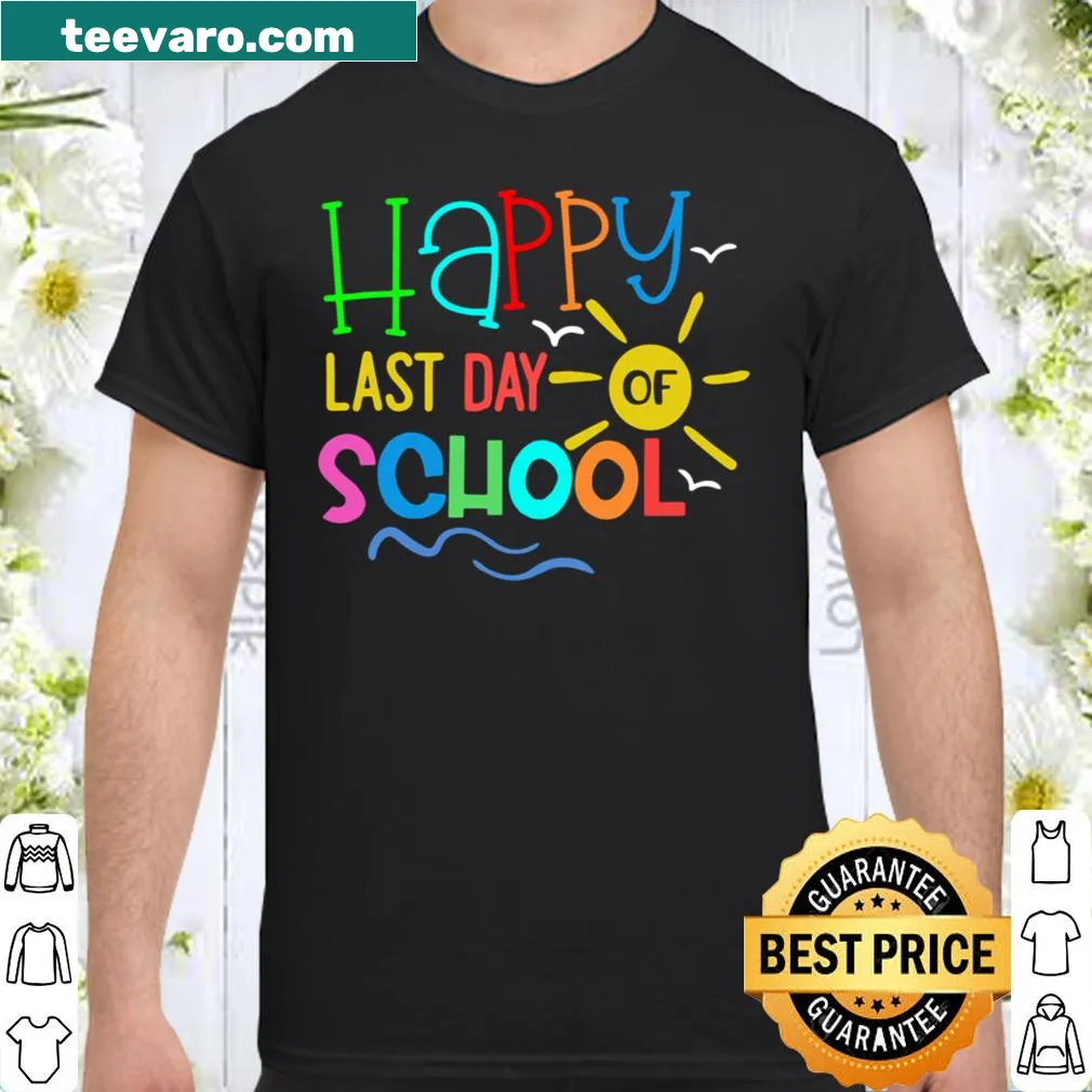 Celebratory graduation shirt for teachers and students
