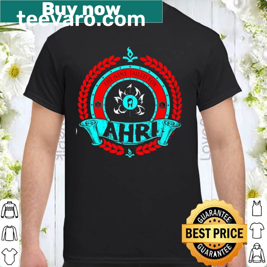 Graphic of Nine Tailed Fox Ahri on t-shirt