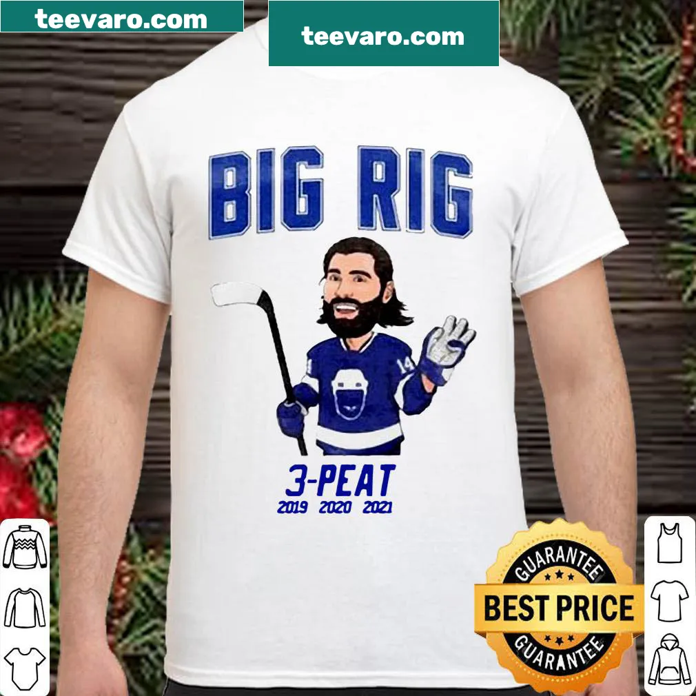 Bold typography shirt with '3Peat Us 2021' for truck lovers.