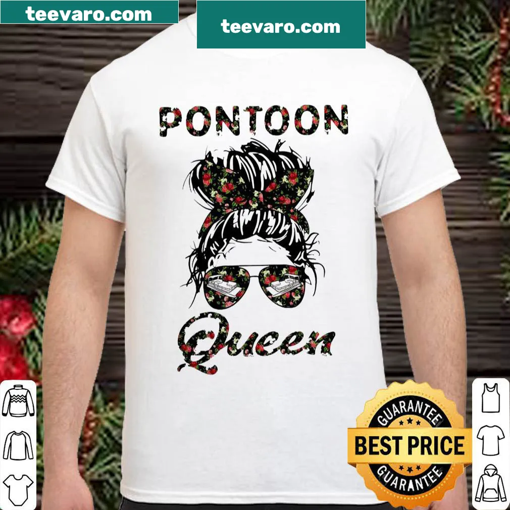 Text shirt for pontoon queens with a fun boating theme