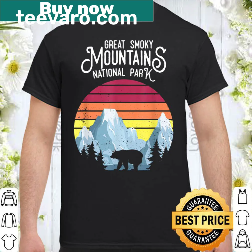 Vintage Smoky Mountains travel t-shirt featuring iconic nature imagery