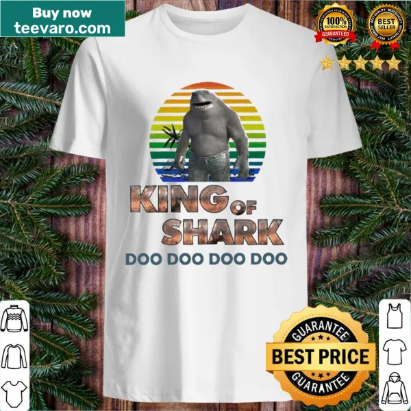 Vintage shirt with playful text 'King of Shark Doo Doo Doo Doo'