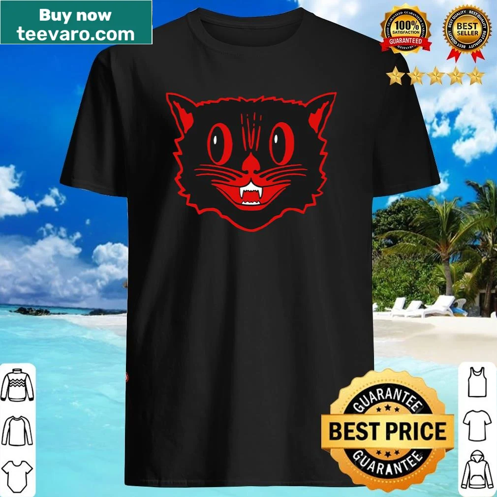 Retro black cat graphic on a cute Halloween shirt