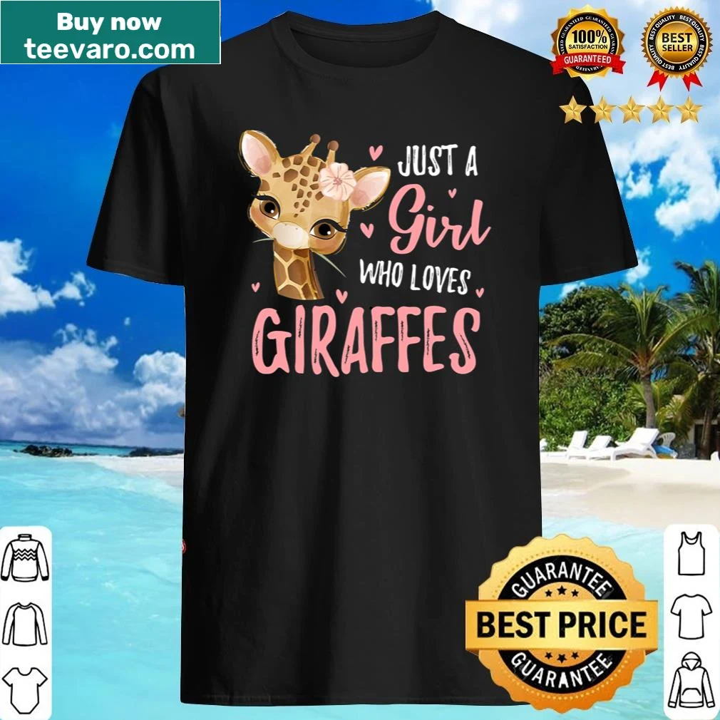 Cute shirt for kids featuring a giraffe illustration