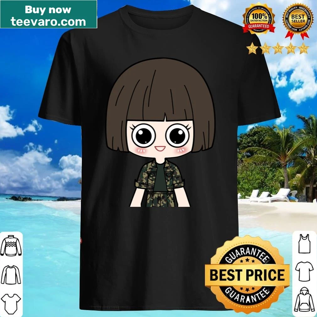 Minimalist Makhin shirt with clean silhouette