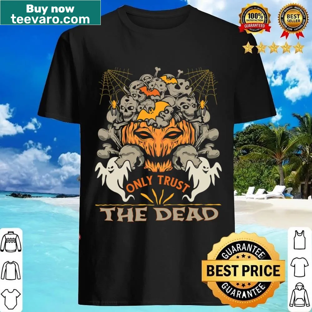 Funny Halloween shirt with spooky graphic and clever text