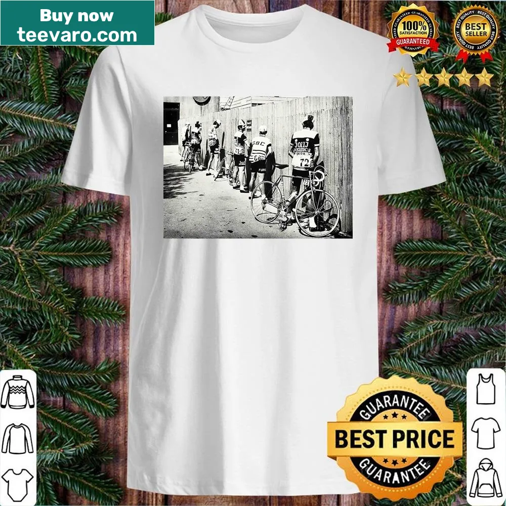 Illustrative cycling shirt featuring a humorous peeing cyclist