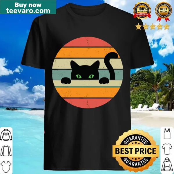 Retro style shirt with a funny black cat design for cat lovers