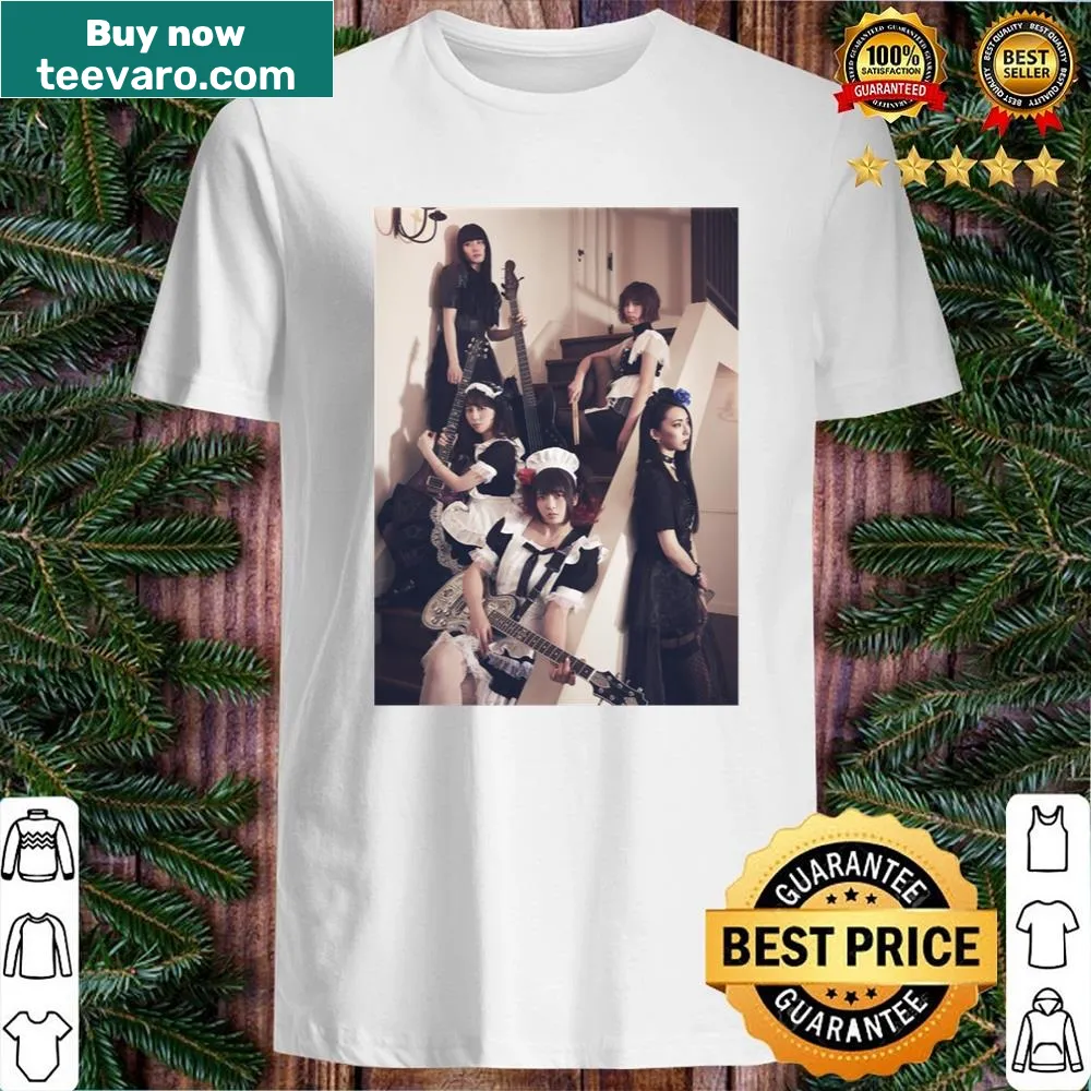 Minimalist shirt featuring an abstract group portrait