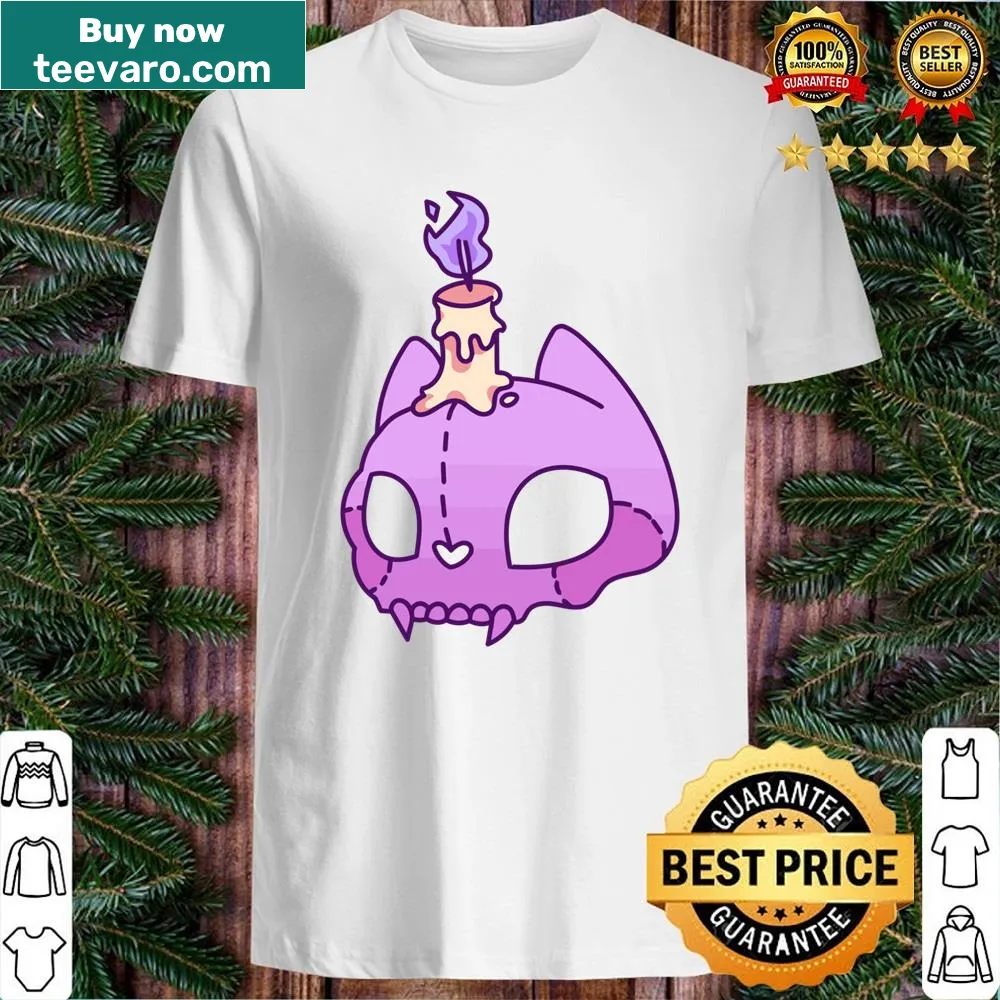 Graphic t-shirt with a cat skull design