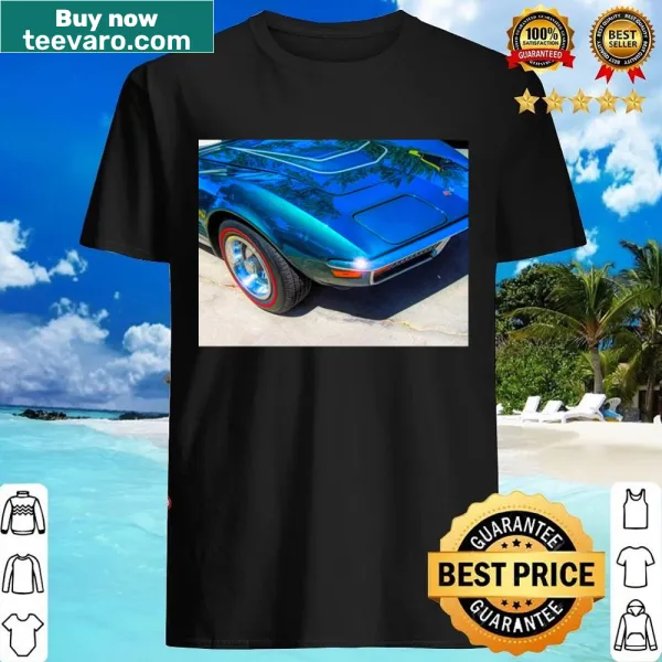 Realistic graphic of a 1972 Corvette on the shirt