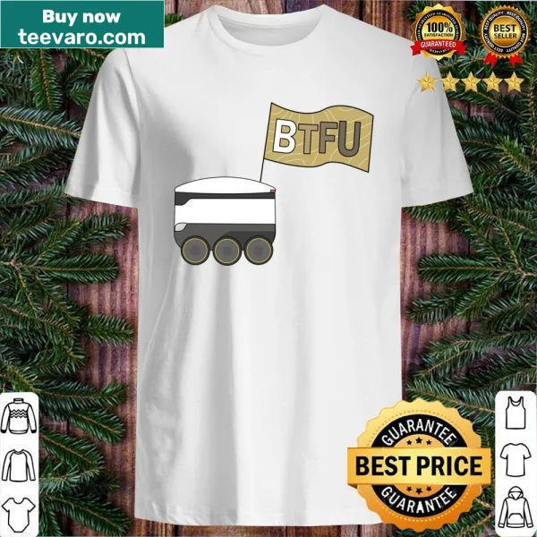 Futuristic starship robot graphic design on a shirt