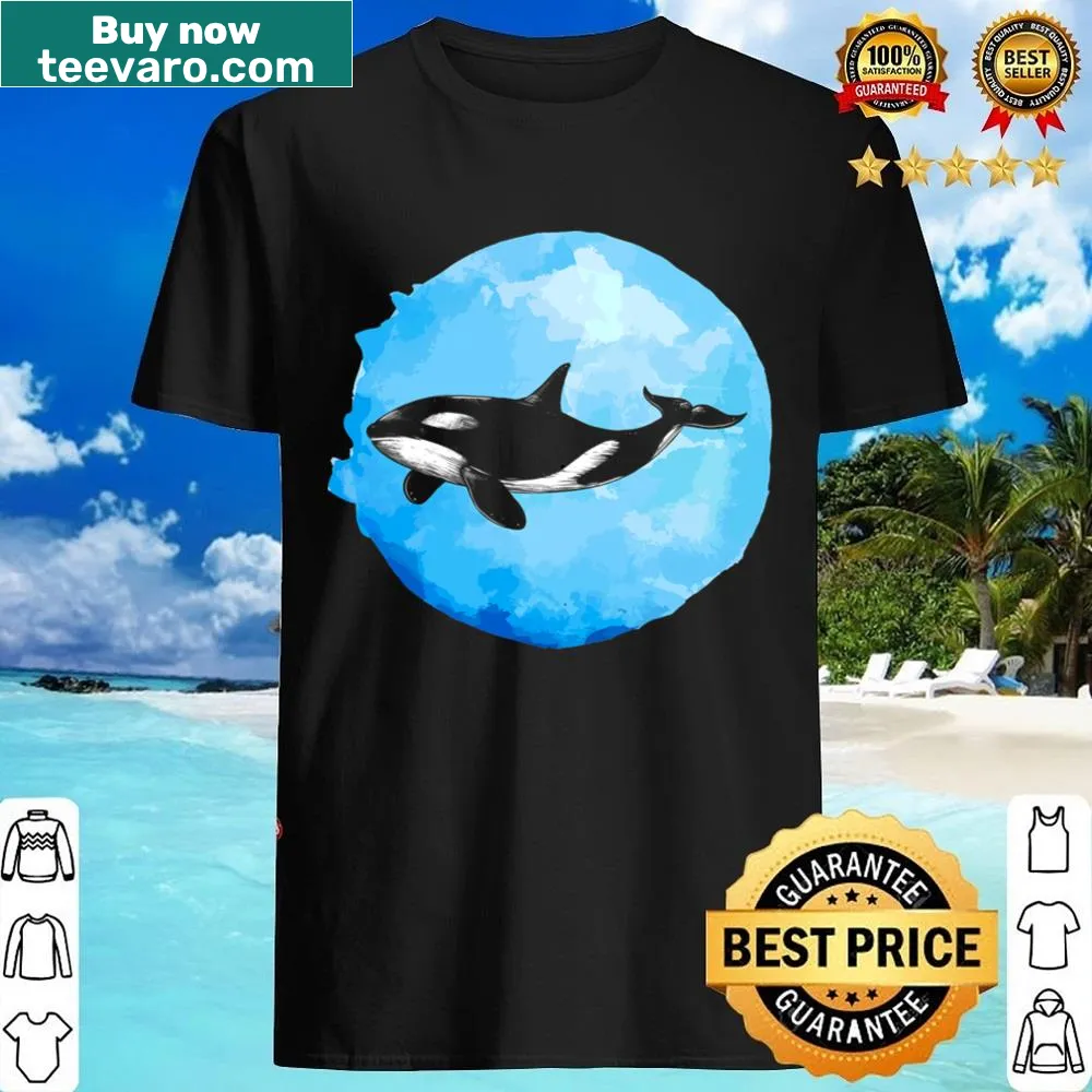 Retro design featuring a killer whale on a casual shirt.