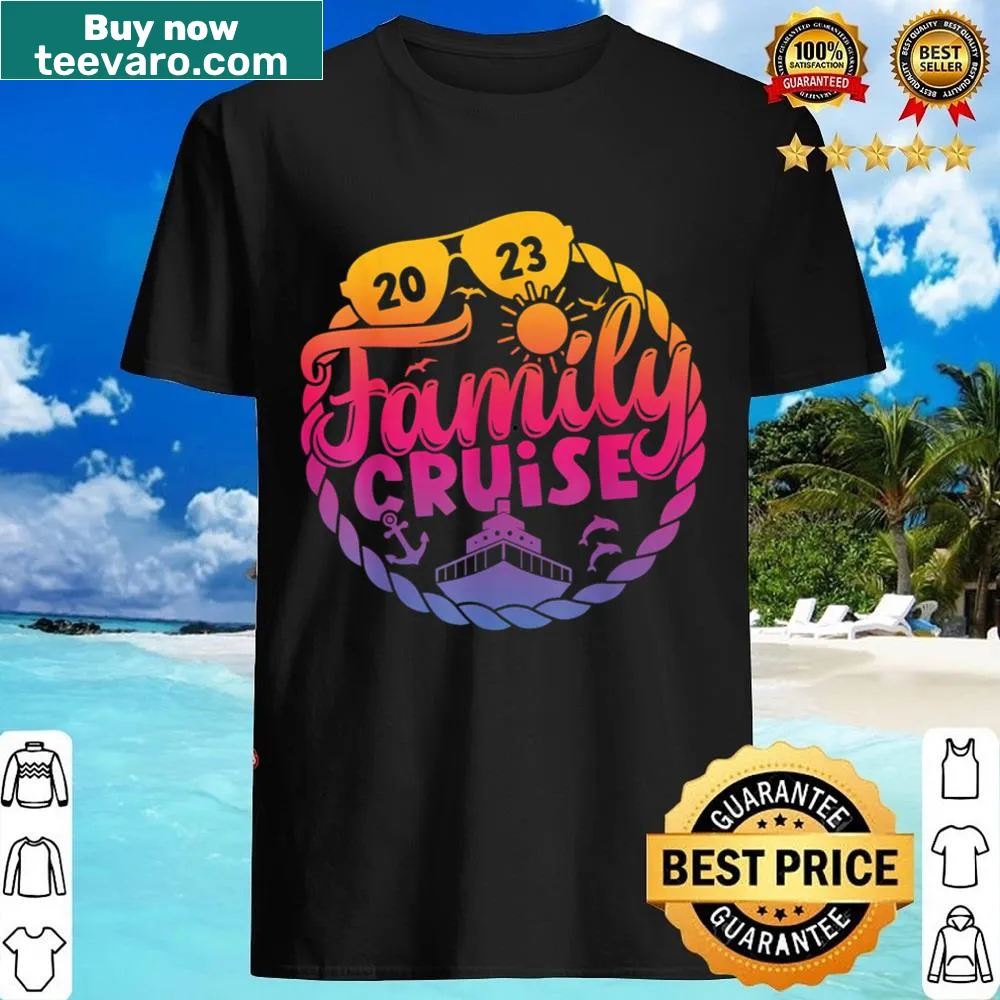Family shirt with 'Family Cruise 2023' text for summer vacations