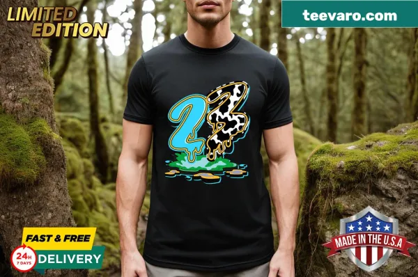 Cartoon-style oversized T-shirt with playful graphic