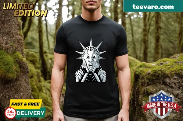 Cartoon Statue of Liberty graphic T-shirt