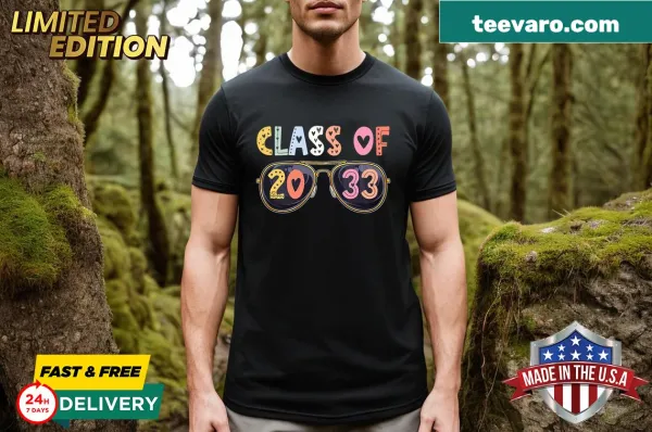 Class of 2033 graduation T-shirt for senior students