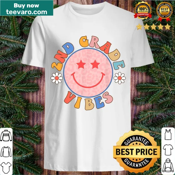Back to school t-shirt with fun '2nd Grade Vibes' typography