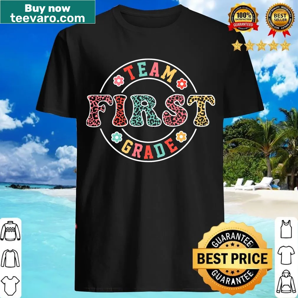 Retro T-shirt for first graders on the first day of school — on a men's t-shirt